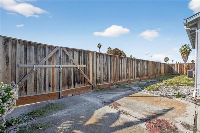 1948 Daytona Dr, San Jose, CA 95122