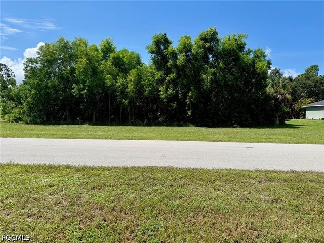 3831 NW 45th LN, Cape Coral, FL 33993