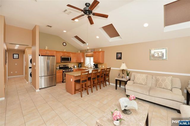 120 Corabelle Avenue, Lodi, NJ 07644