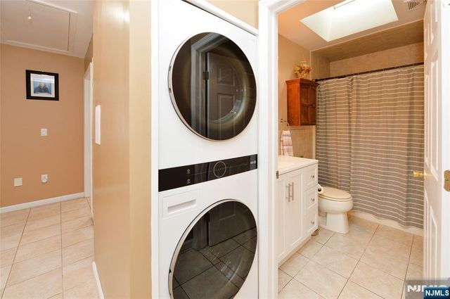 120 Corabelle Avenue, Lodi, NJ 07644