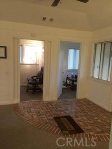 38588 9th St East, Palmdale, CA 93550