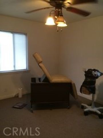 38588 9th St East, Palmdale, CA 93550