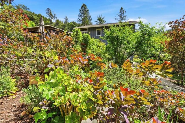 1460 Quail Hollow Road, Ben Lomond, CA 95005