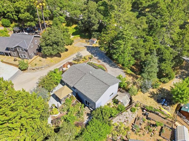 1460 Quail Hollow Road, Ben Lomond, CA 95005
