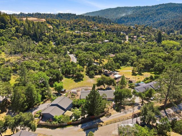 1460 Quail Hollow Road, Ben Lomond, CA 95005