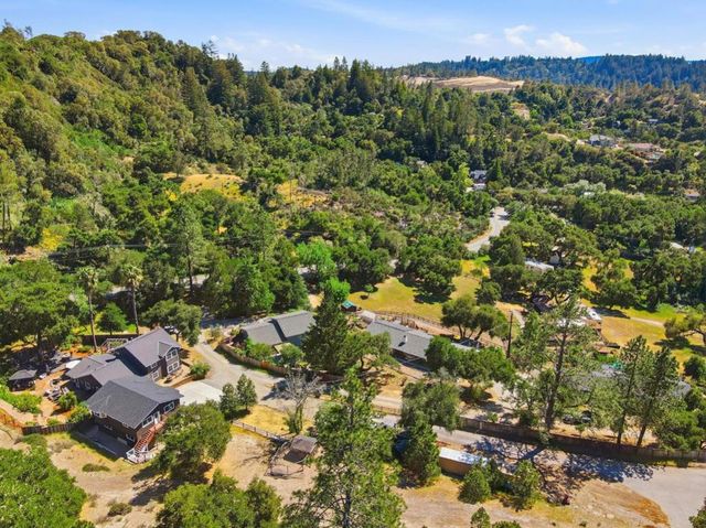 1460 Quail Hollow Road, Ben Lomond, CA 95005