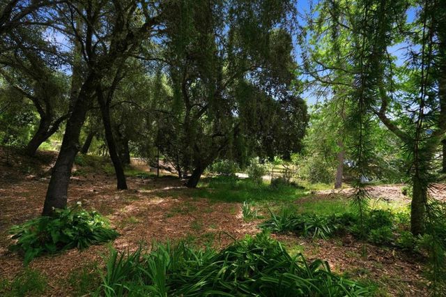 1460 Quail Hollow Road, Ben Lomond, CA 95005