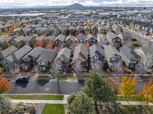 20745 NE Comet Lane, Bend, OR 97701