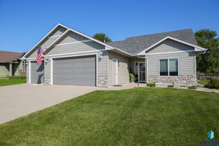 3728 E Steeple St, Sioux Falls, SD 57103
