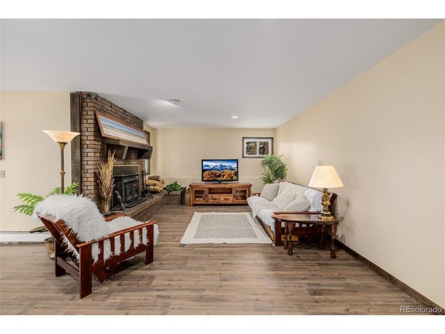 37 High View Ln, Boulder, CO 80302