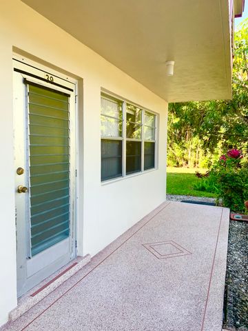 39 Sussex B, West Palm Beach, FL 33417