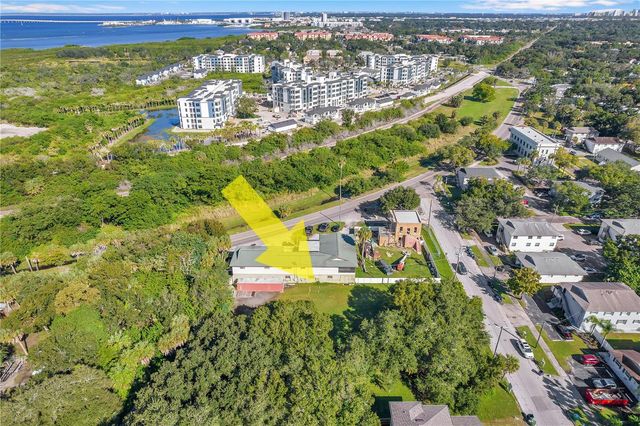 7111 S KISSIMMEE STREET, Tampa, FL 33616