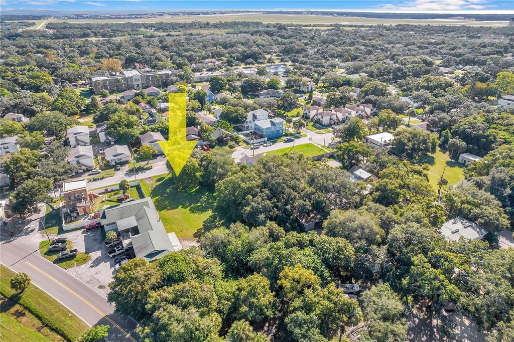 Image 3 of property listing at 7111 S KISSIMMEE STREET, Tampa, FL 33616