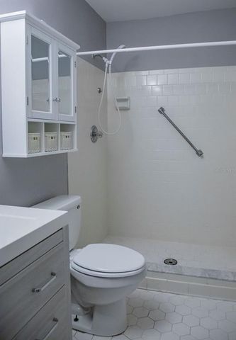 130 E JOHNSON AVENUE 206, Lake Wales, FL 33853