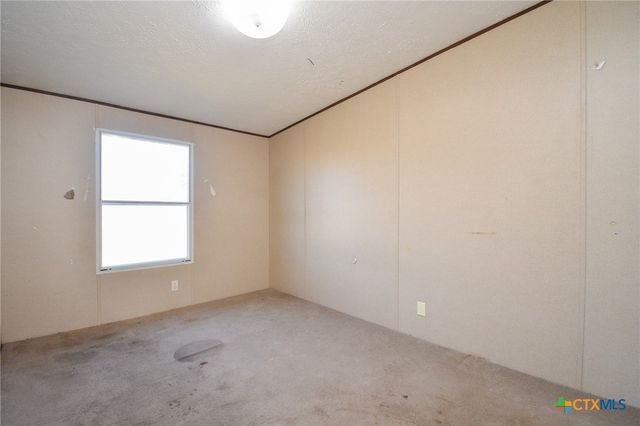 413 West Oaks Drive, Victoria, TX 77905