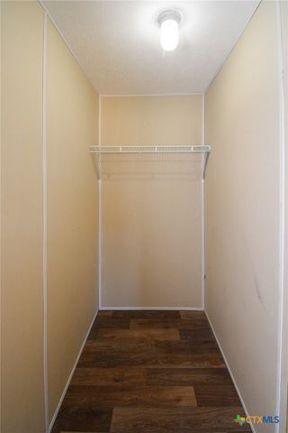 413 West Oaks Drive, Victoria, TX 77905