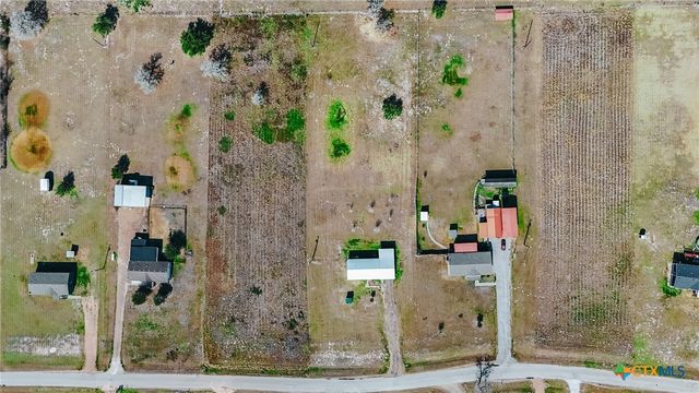 413 West Oaks Drive, Victoria, TX 77905