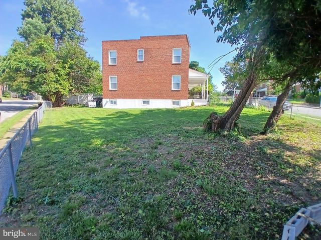 300 DENISON ST, Baltimore, MD 21229