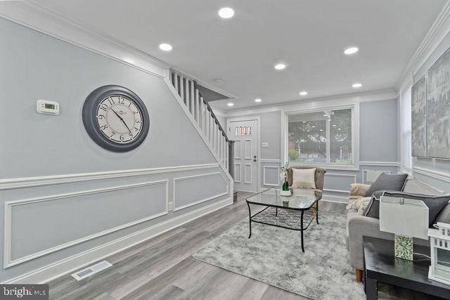 300 DENISON ST, Baltimore, MD 21229