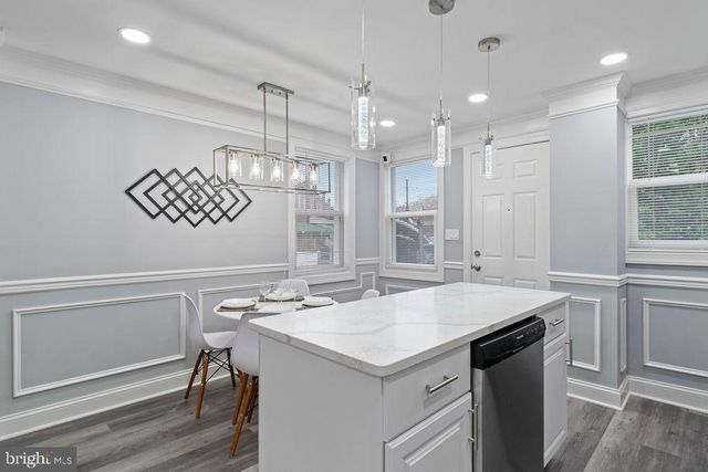 300 DENISON ST, Baltimore, MD 21229