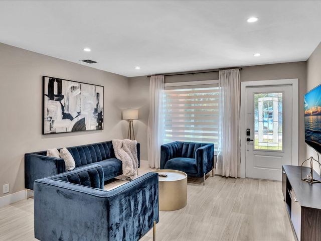 1515 ARTHUR Street, Hollywood, FL 33020
