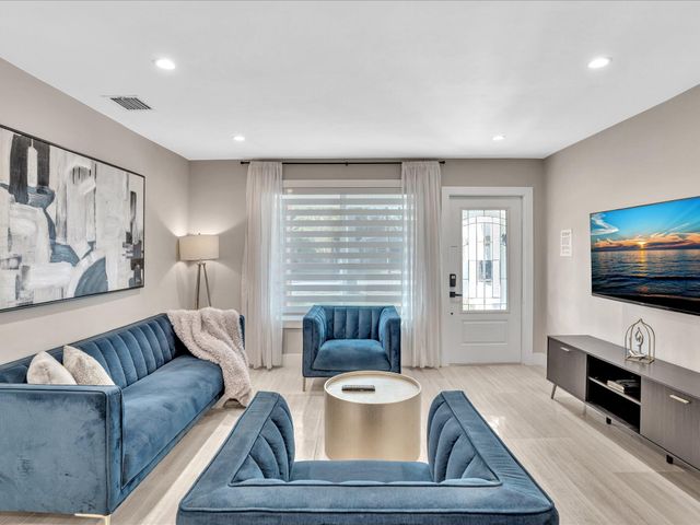 1515 ARTHUR Street, Hollywood, FL 33020