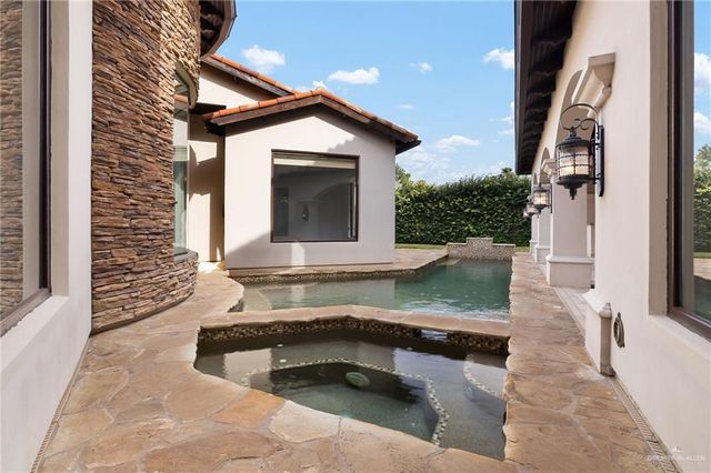 2901 Santa Sofia Street, Mission, TX 78572