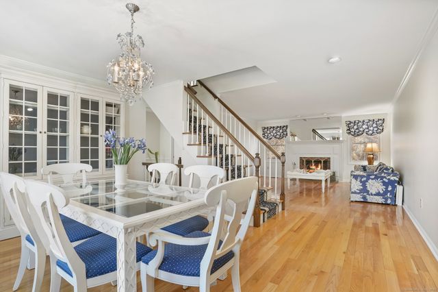 120 Prospect Street APT 48, Ridgefield, CT 06877