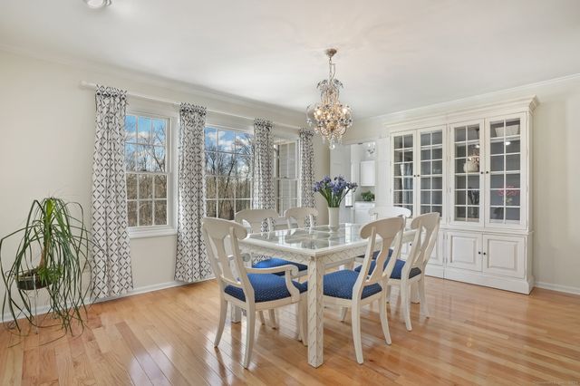 120 Prospect Street APT 48, Ridgefield, CT 06877