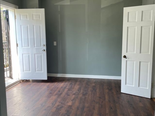 8330 S Buffalo Avenue, Chicago, IL 60617