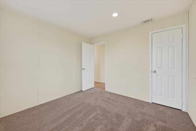 1393 Hackleman Road, Whitesboro, TX 76273