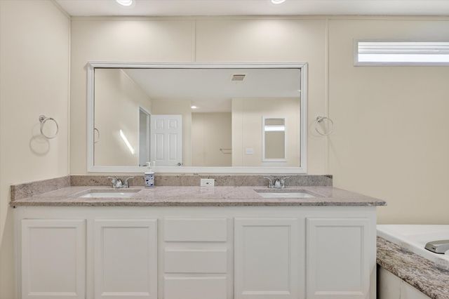 1393 Hackleman Road, Whitesboro, TX 76273