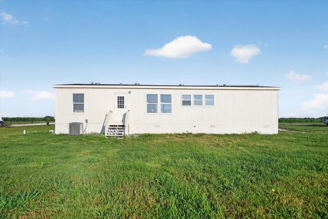1393 Hackleman Road, Whitesboro, TX 76273