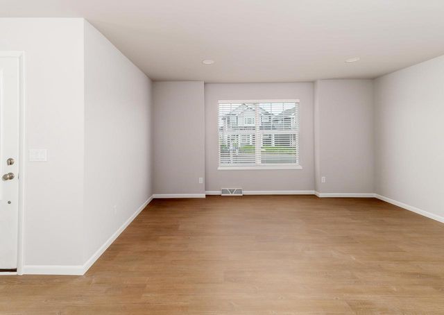 1087 Tundra Avenue, Oregon, WI 53575