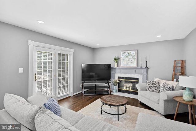 6529 HARVEST MILL CT, Centreville, VA 20121