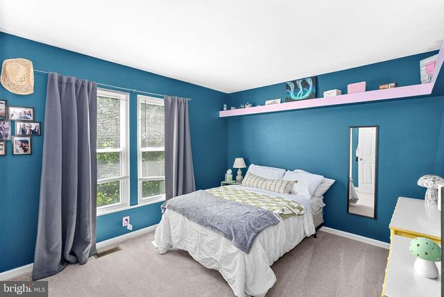6529 HARVEST MILL CT, Centreville, VA 20121