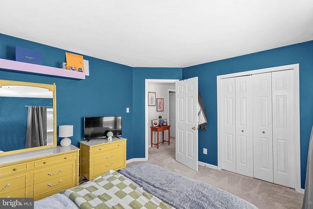6529 HARVEST MILL CT, Centreville, VA 20121