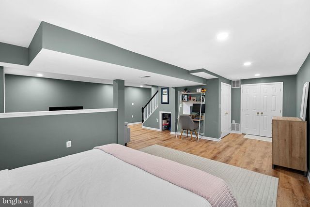 6529 HARVEST MILL CT, Centreville, VA 20121