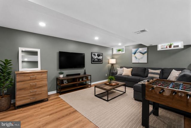 6529 HARVEST MILL CT, Centreville, VA 20121