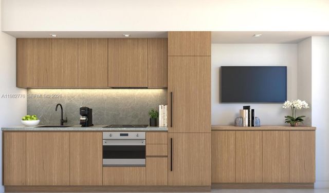 501 NE 1ST ST 1006, Miami Beach, FL 33132