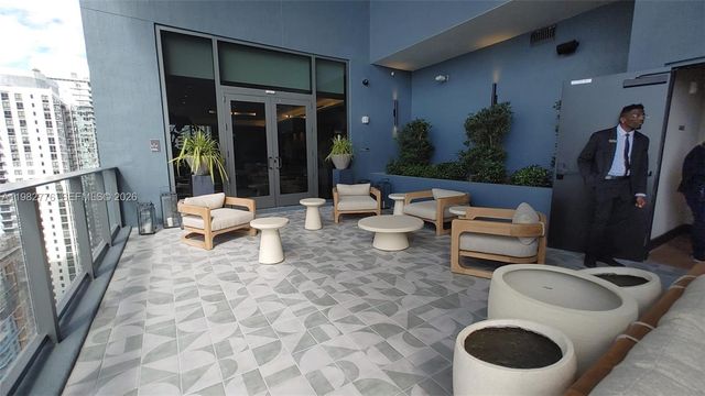 501 NE 1ST ST 1006, Miami Beach, FL 33132