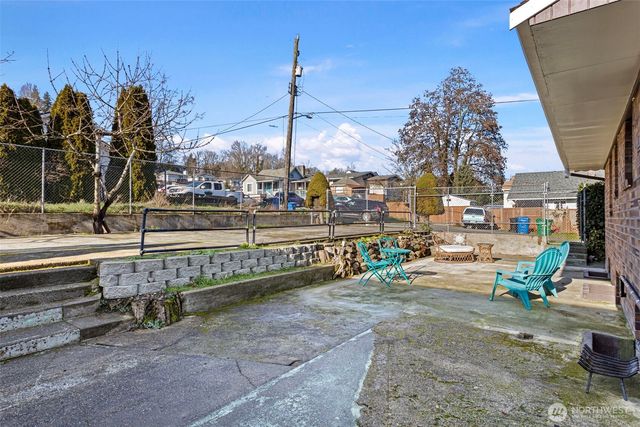 5503 33rd Avenue S, Seattle, WA 98118