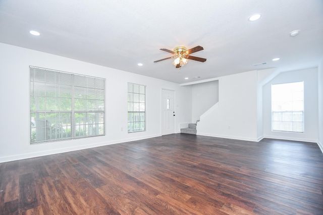 2636 Lone Oak Road, Houston, TX 77093