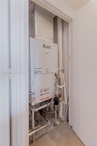 17201 Collins Ave 2006, Sunny Isles Beach, FL 33160