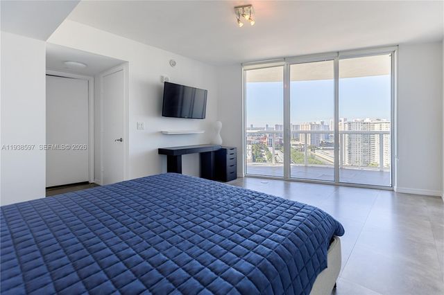 17201 Collins Ave 2006, Sunny Isles Beach, FL 33160