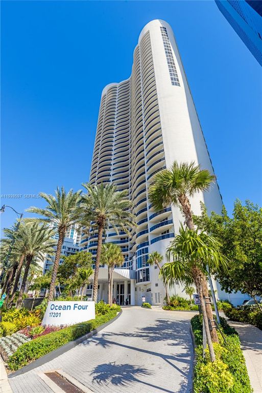 17201 Collins Ave 2006, Sunny Isles Beach, FL 33160