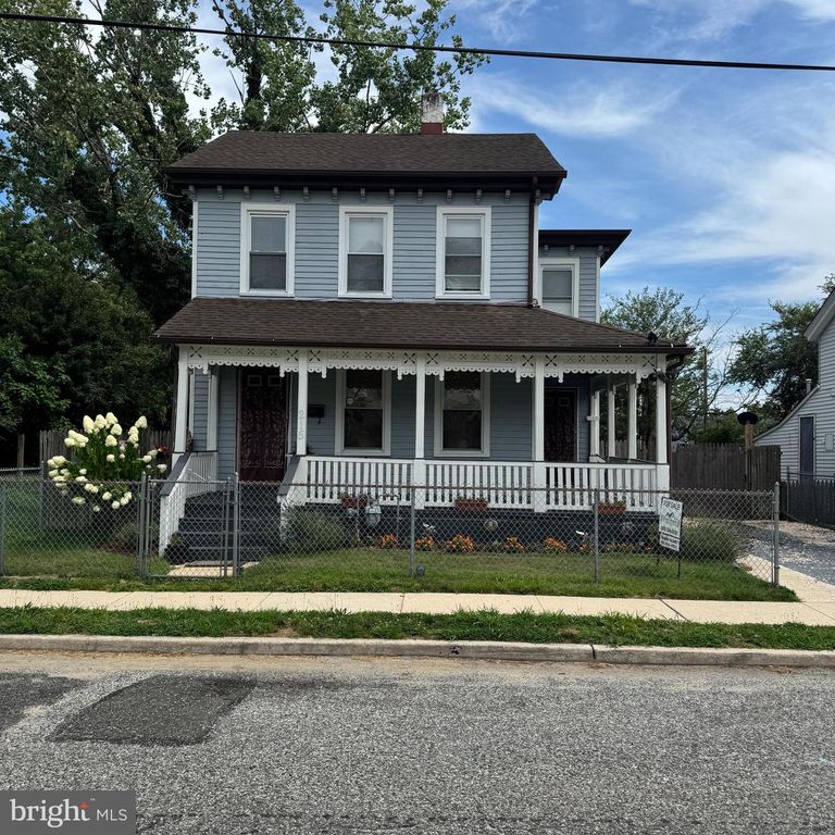 215 W MCNEAL ST W, Millville, NJ 08332