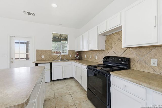 12147 AMBER VIS, San Antonio, TX 78254