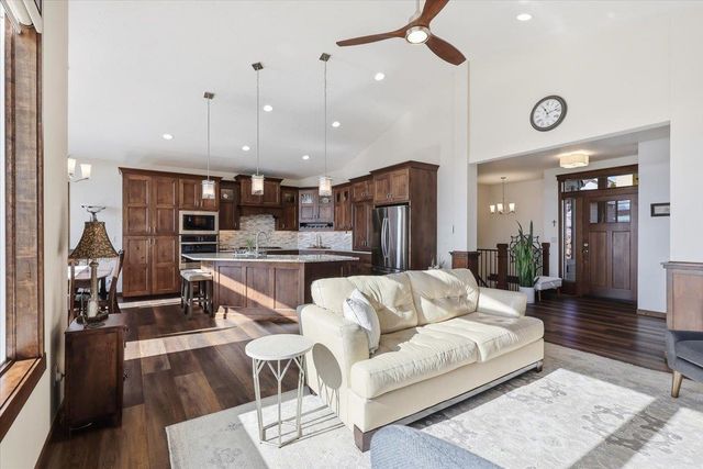 8814 E Ridgeline Ln, Spokane, WA 99217