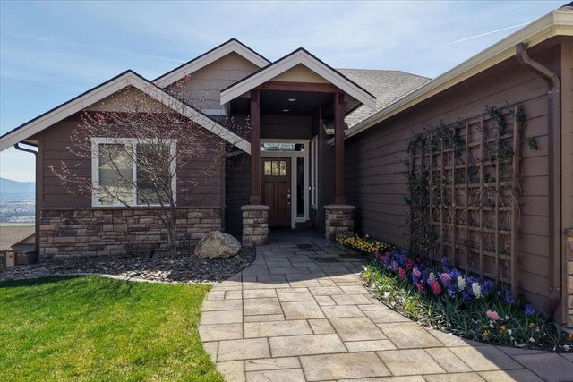 8814 E Ridgeline Ln, Spokane, WA 99217